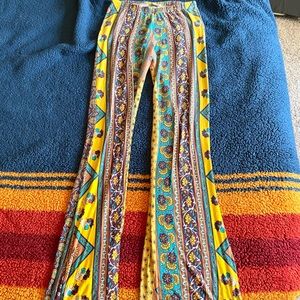 Novella Royals Janis Bells